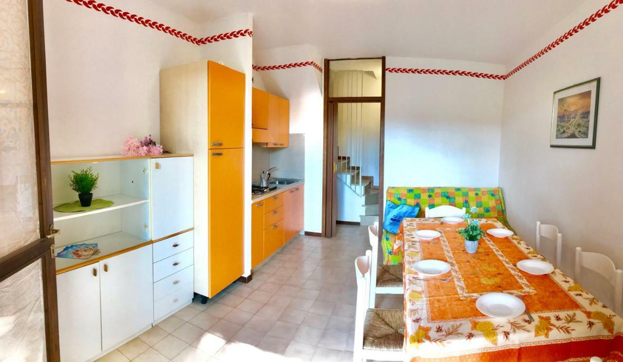Residence Cinzia Pool Bibione Esterno foto